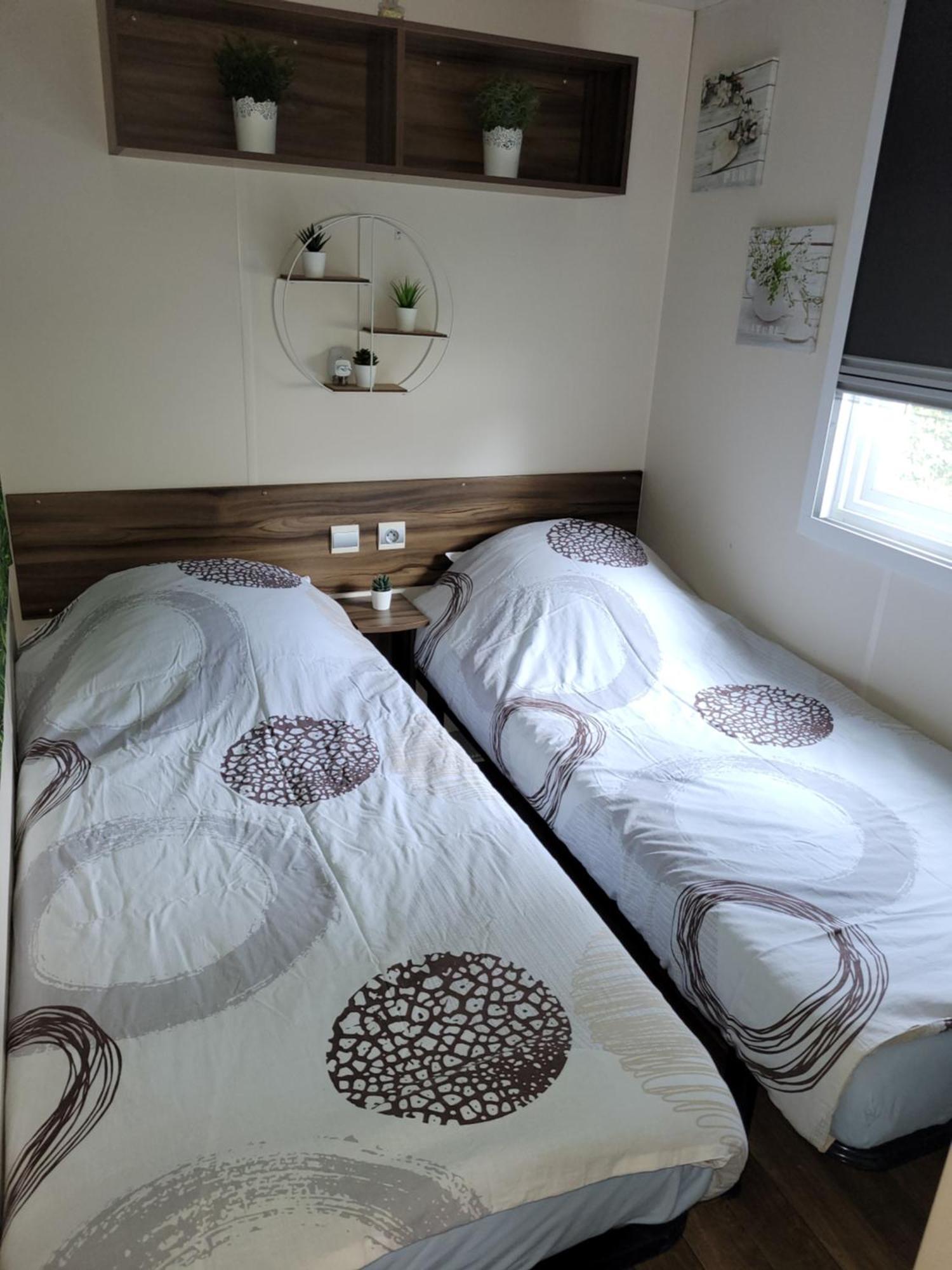 Mobil Home 6/8 Pers Les Dunes De Contis Сен-Жюльен-ан-Борн Экстерьер фото